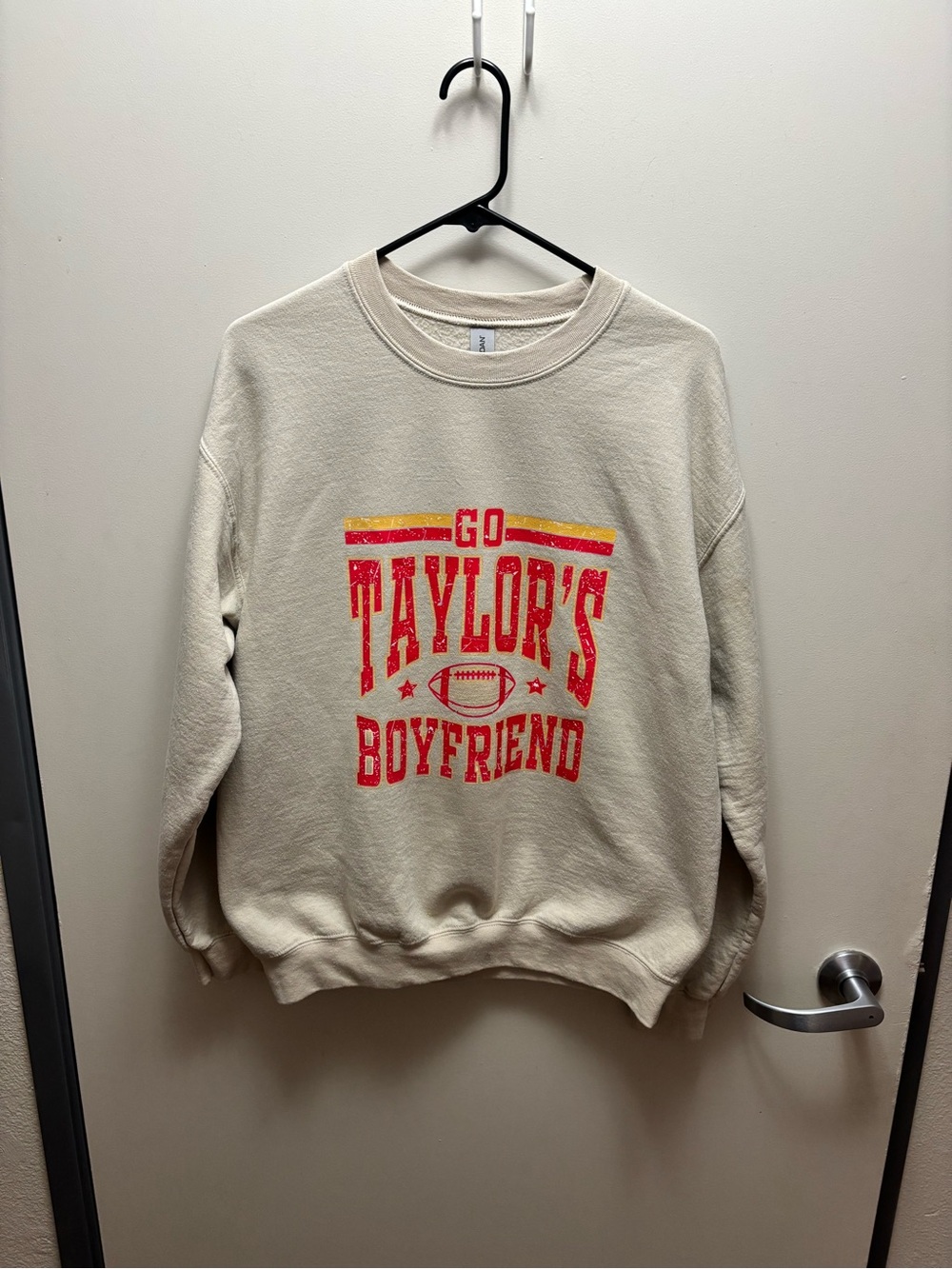Cream Graphic Sweatshirt - 'Go Taylor's Boyfriend'